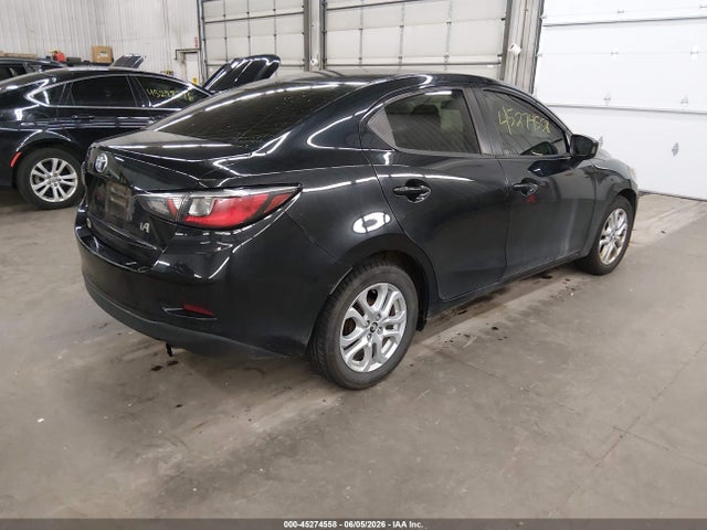 صورة 4 لـ 2017 Toyota YARIS IA