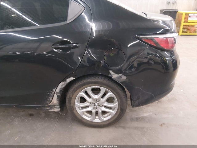 صورة 6 لـ 2017 Toyota YARIS IA
