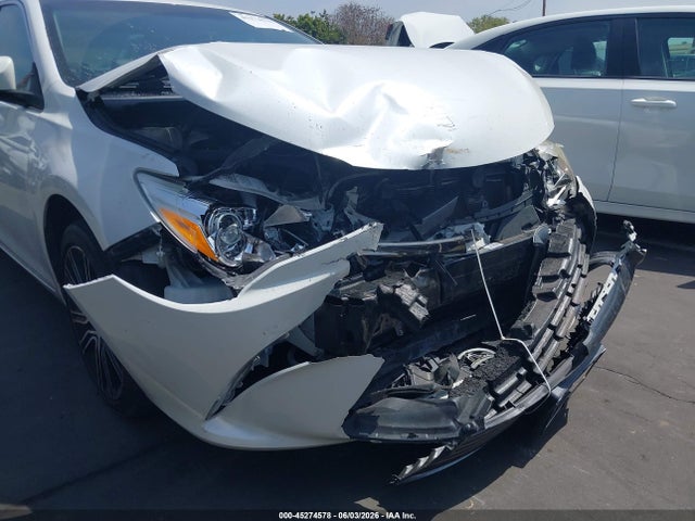 2016 Toyota CAMRY SE — фото 6
