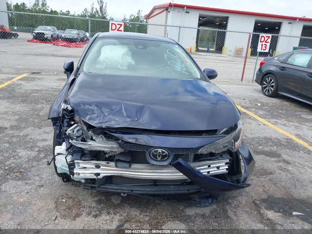 2022 Toyota COROLLA LE photo 6