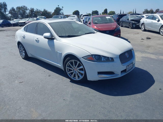2014 JAGUAR XF I4 T