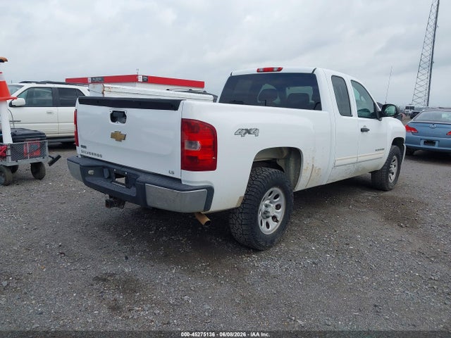 2010 Chevrolet SILVERADO 1500 LS 照片 4