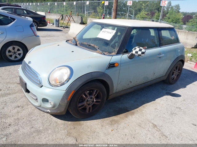 2013 MINI HARDTOP COOPER photo 2