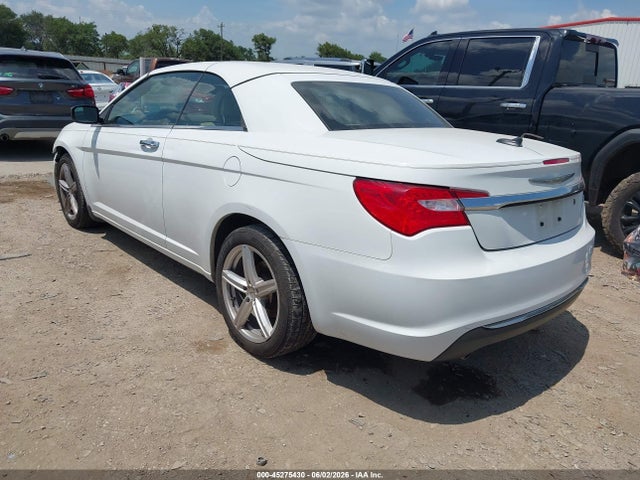 صورة 3 لـ 2012 Chrysler 200 LIMITED