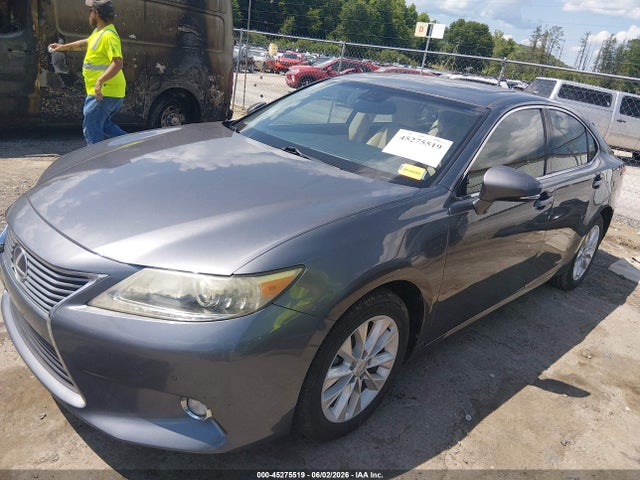 2014 Lexus ES 300H 照片 2