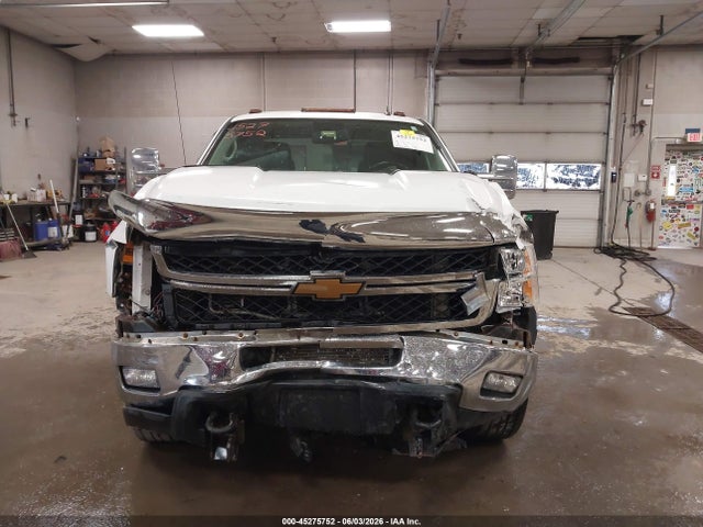 صورة مصغرة 12 لـ 2013 Chevrolet SILVERADO 2500HD LTZ
