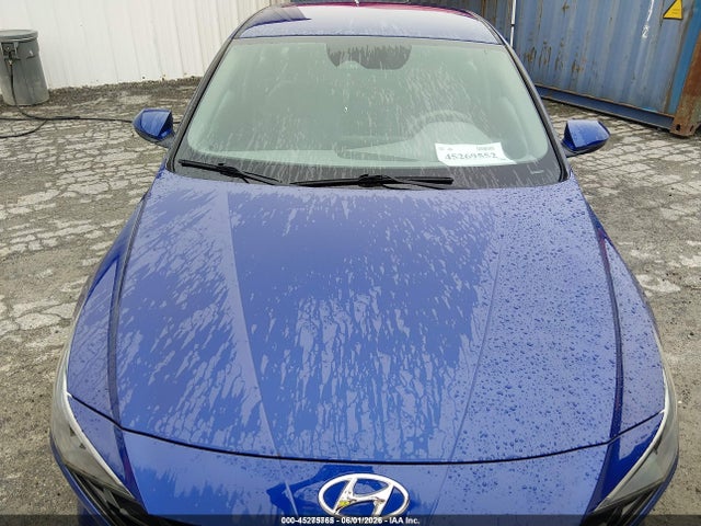 صورة 6 لـ 2021 Hyundai ELANTRA SE