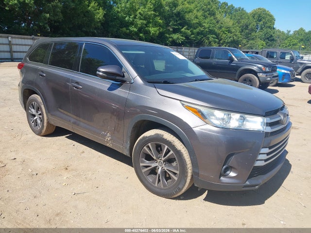 2018 TOYOTA HIGHLANDE LE