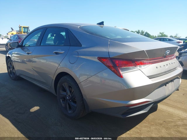 2023 Hyundai ELANTRA SEL 照片 3