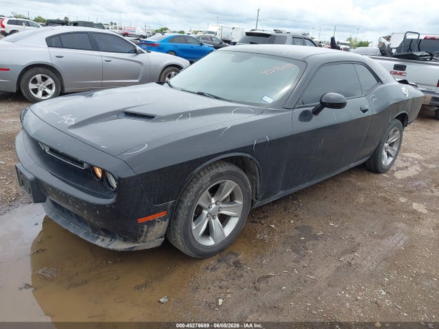 2022 Dodge CHALLENGER SXT 照片 2