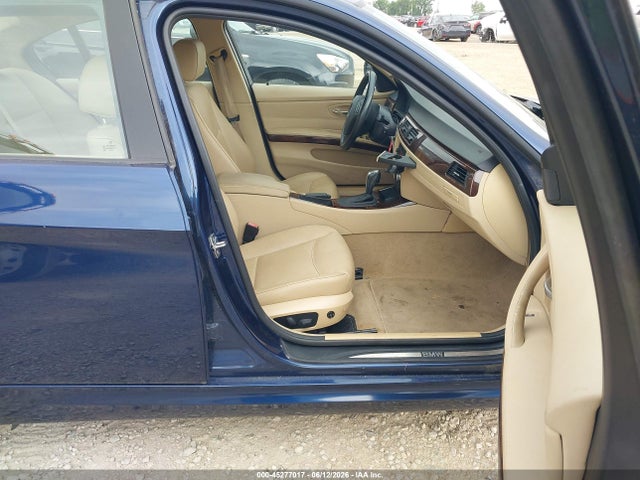 صورة 5 لـ 2011 BMW 328I XDRIVE