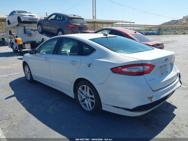 FORD FUSION SE - 3
