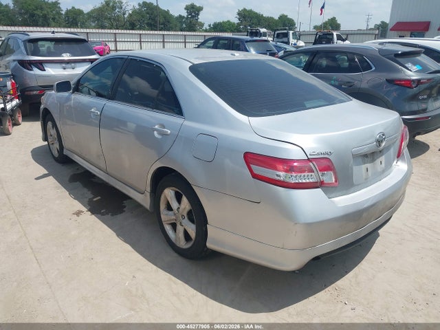 صورة 3 لـ 2011 Toyota CAMRY SE