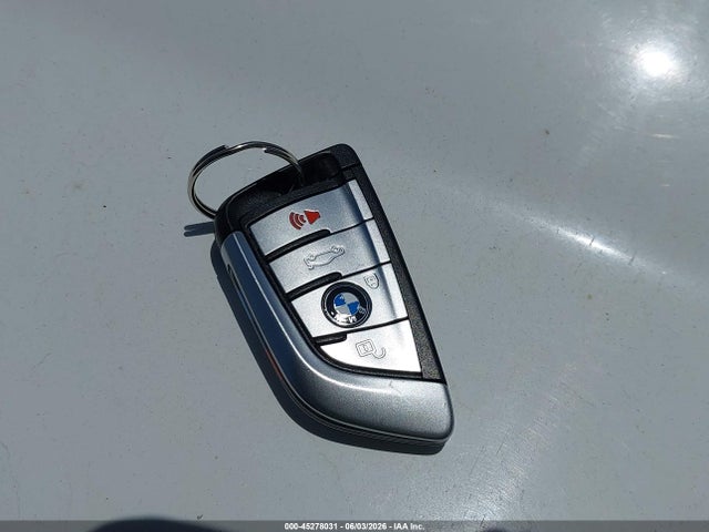 2021 BMW 540I — миниатюра 11