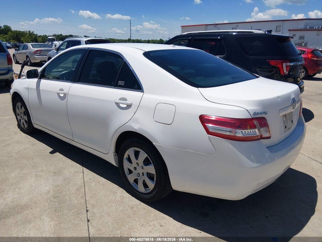 2011 Toyota CAMRY LE 照片 3