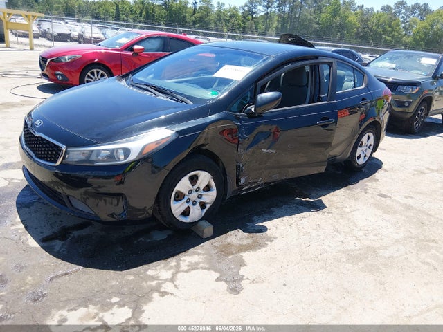 2017 KIA FORTE LX photo 2