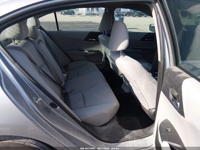 2017 Honda ACCORD LX — фото 8