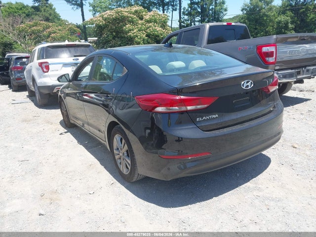 2017 Hyundai ELANTRA SE — фото 3