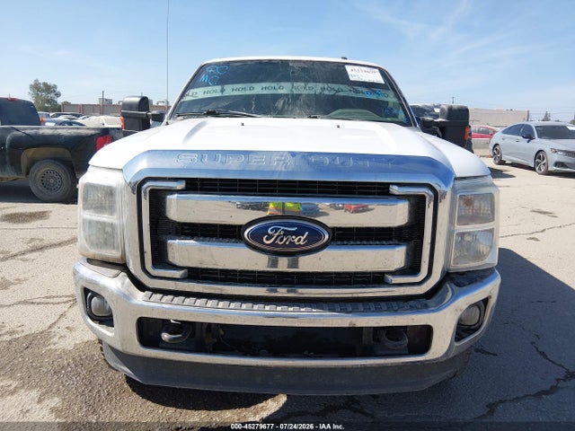 2012 FORD F-250 LARIAT photo 14