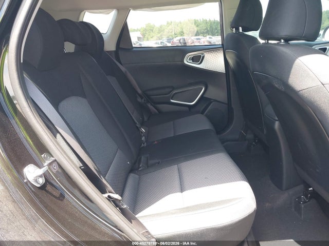 2025 KIA SOUL LX photo 8