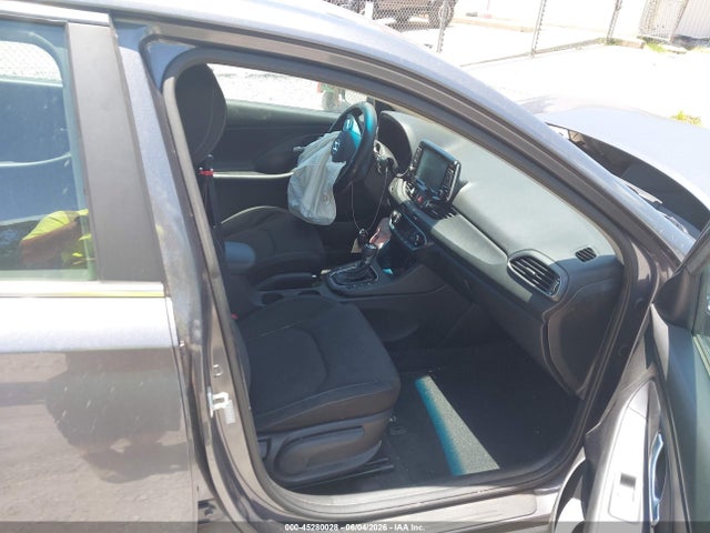 صورة 5 لـ 2018 Hyundai ELANTRA GT