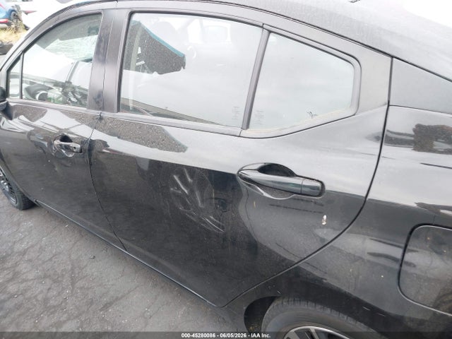 2021 NISSAN VERSA SV XTRONIC CVT 15