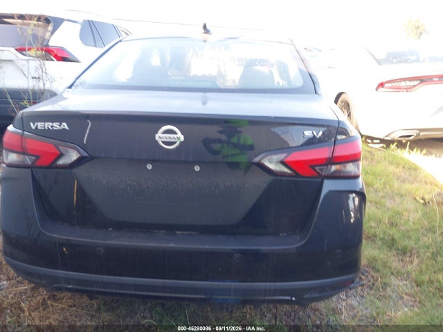 2021 NISSAN VERSA SV XTRONIC CVT 17