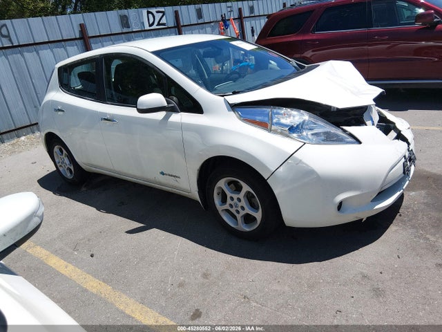 2014 NISSAN LEAF SV