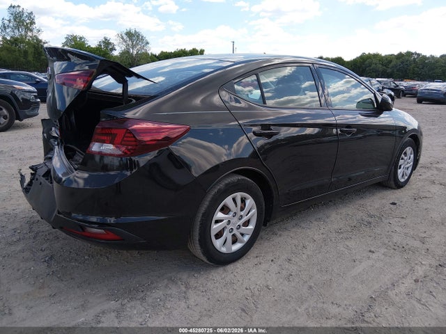 2020 Hyundai ELANTRA SE photo 4
