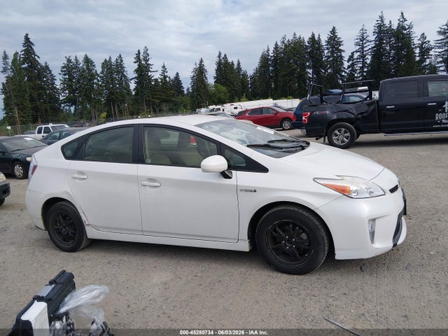 2012 Toyota PRIUS TWO thumbnail 13