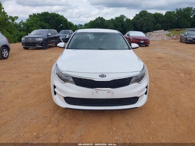 2018 KIA OPTIMA LX — миниатюра 12