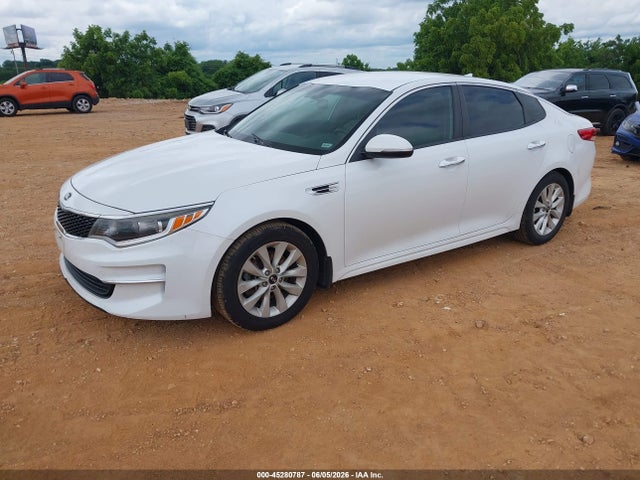 2018 KIA OPTIMA LX 照片 2