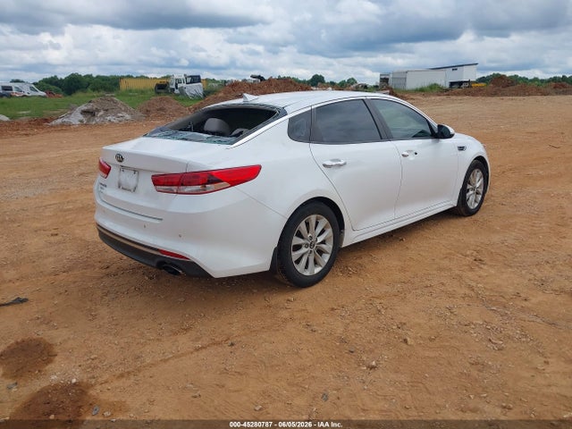 2018 KIA OPTIMA LX 照片 4