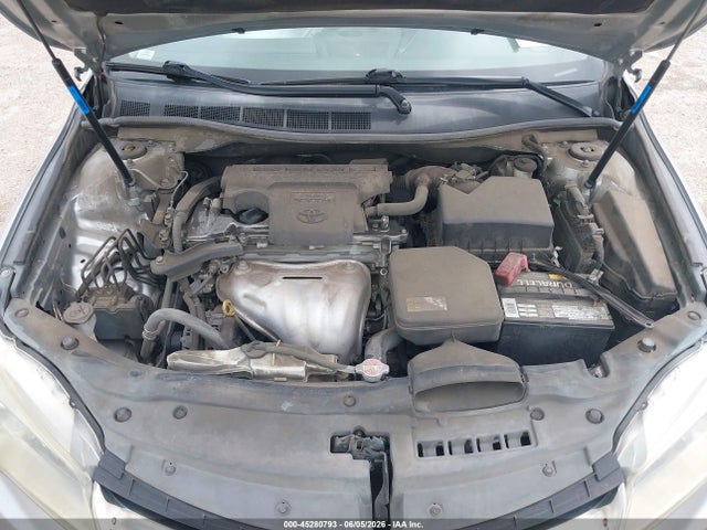 صورة 10 لـ 2016 Toyota CAMRY SE