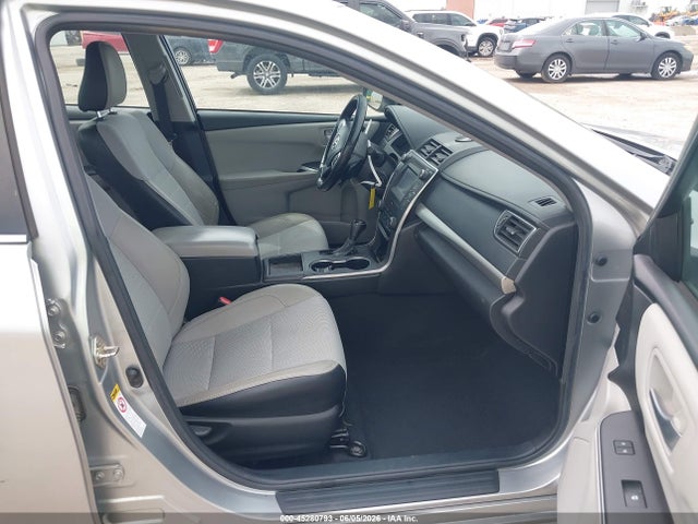 صورة 5 لـ 2016 Toyota CAMRY SE