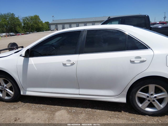 2013 Toyota CAMRY SE thumbnail 15