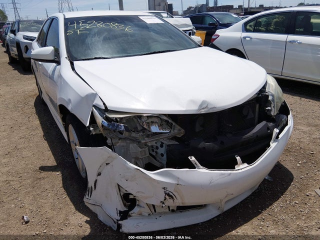 صورة 6 لـ 2013 Toyota CAMRY SE
