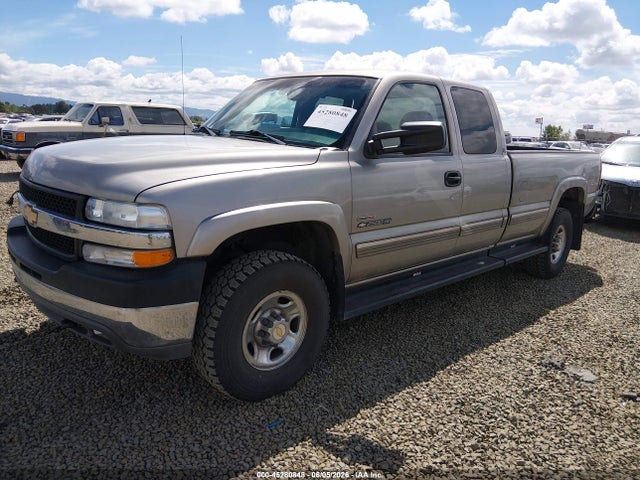 2002 Chevrolet SILVERADO 2500HD LS — фото 2