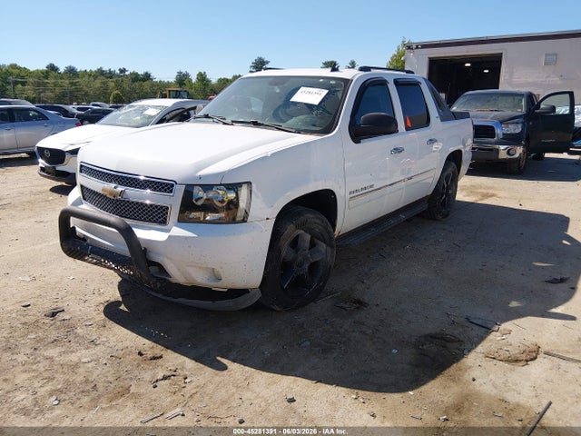 2010 Chevrolet AVALANCHE 1500 LTZ 照片 2