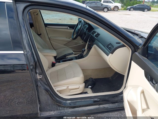 صورة 3 لـ 2015 Volkswagen PASSAT 2.0L TDI SE