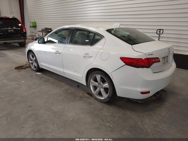 2014 Acura ILX 2.0L photo 3