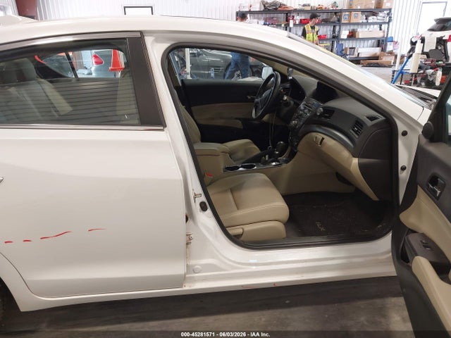 2014 Acura ILX 2.0L photo 5