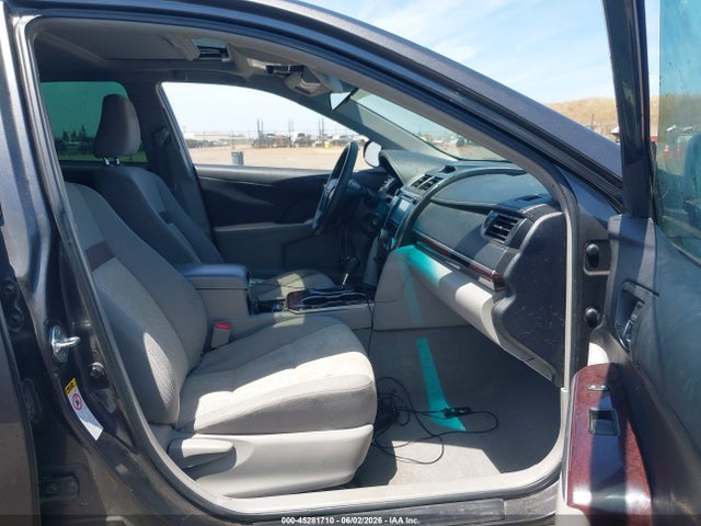 2013 Toyota CAMRY XLE photo 5