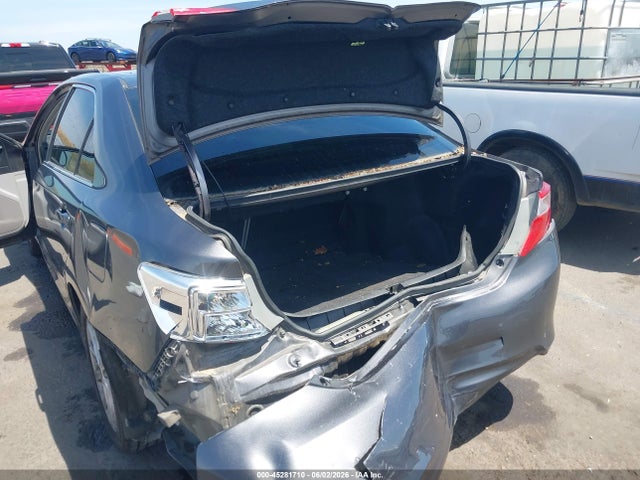 2013 Toyota CAMRY XLE photo 6
