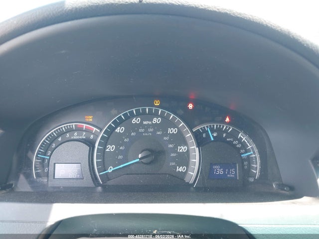 2013 Toyota CAMRY XLE photo 7
