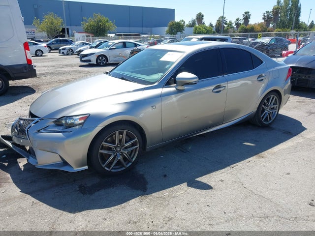 2016 Lexus IS 200T 照片 2