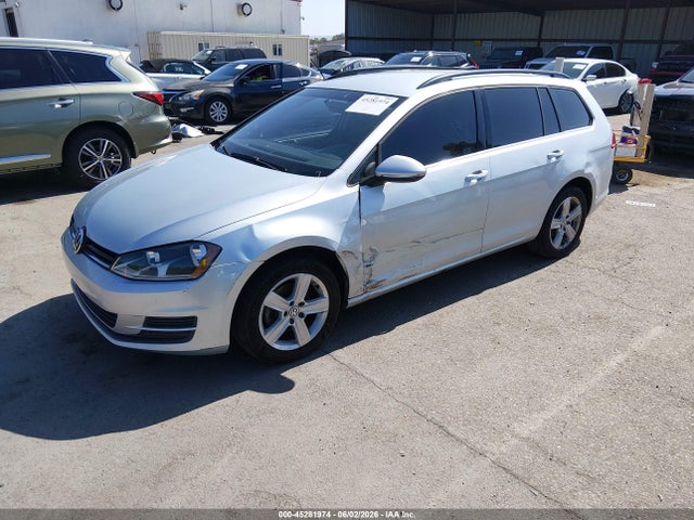 صورة 2 لـ 2015 Volkswagen GOLF SPORTWAGEN TDI S 4-DOOR