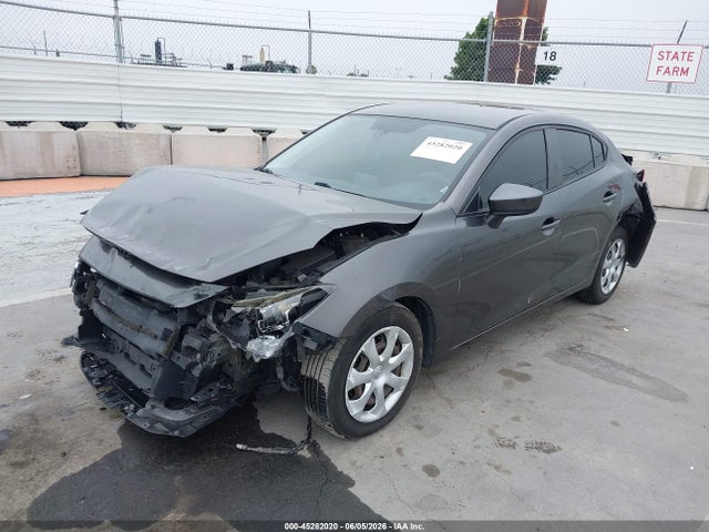2017 MAZDA MAZDA3 SPORT 2