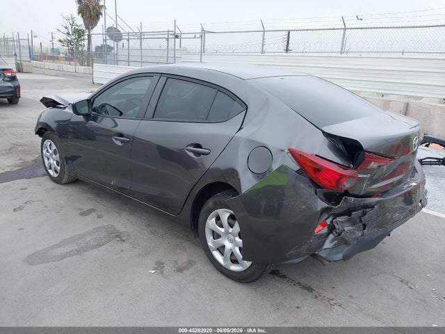 2017 MAZDA MAZDA3 SPORT 3