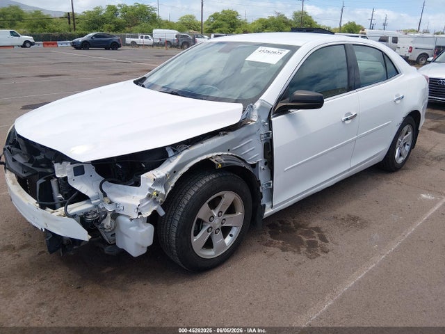 2014 Chevrolet MALIBU 1LS 照片 2